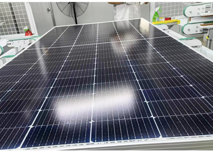 Tamamlanmış Set ile 3 Faz Hibrit İnverter 560W Güneş Paneli Sistemi
