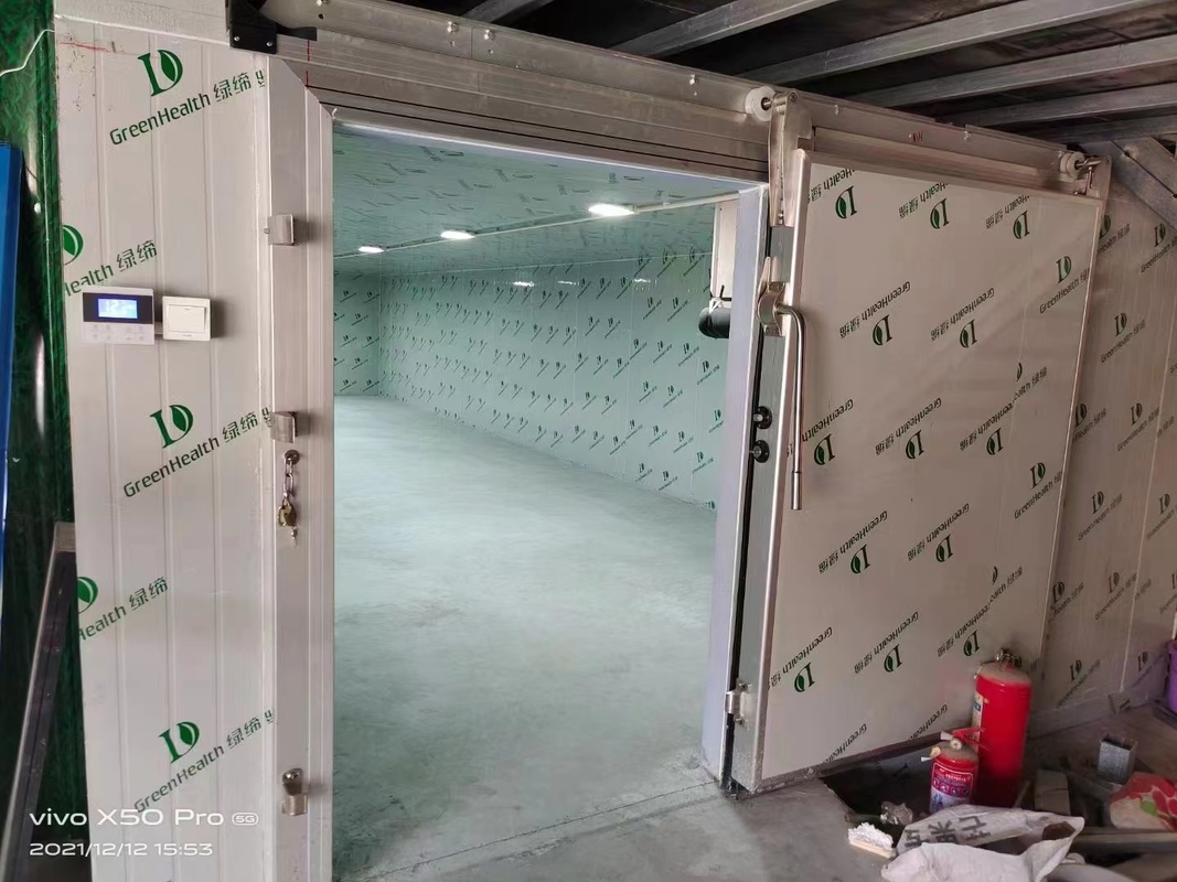 Soğuk depolama odası Walk-In's Cooler Walk-In buzdolabı soğutma sistemi ile