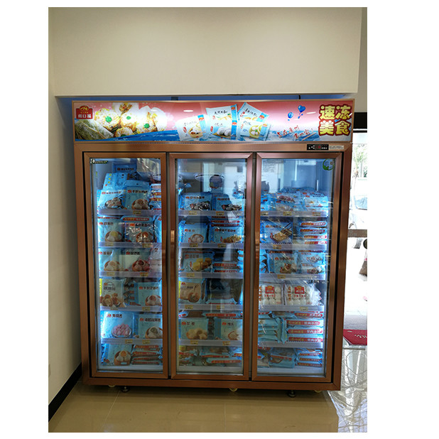 Üç cam kapılı süpermarket / mağaza birim dondurma ekran buzdolapları ile donatılmıştır
